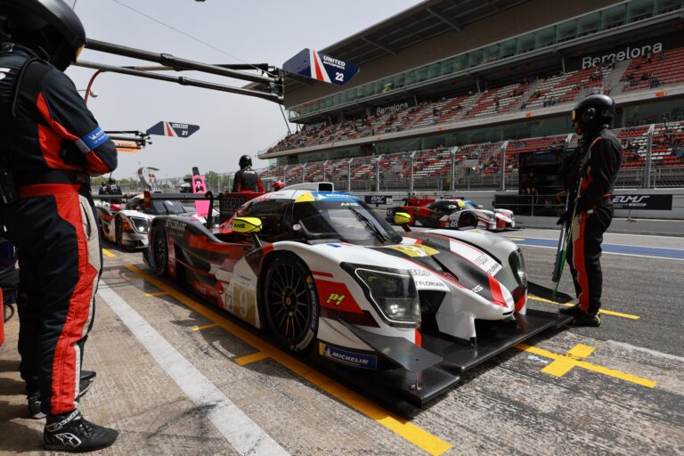 Barcelona, Spain. 11th Apr 2026. #9 Ligier JS P325 - Toyota of Louis IGLESIAS (FRA) and Maxwell DODDS (GBR) (ANS MOTORSPORT) Pit crew members stand ready as the LMP3 prototype prepares to leave the pit lane during the morning session.. Credit: Craig Allan-McWilliams