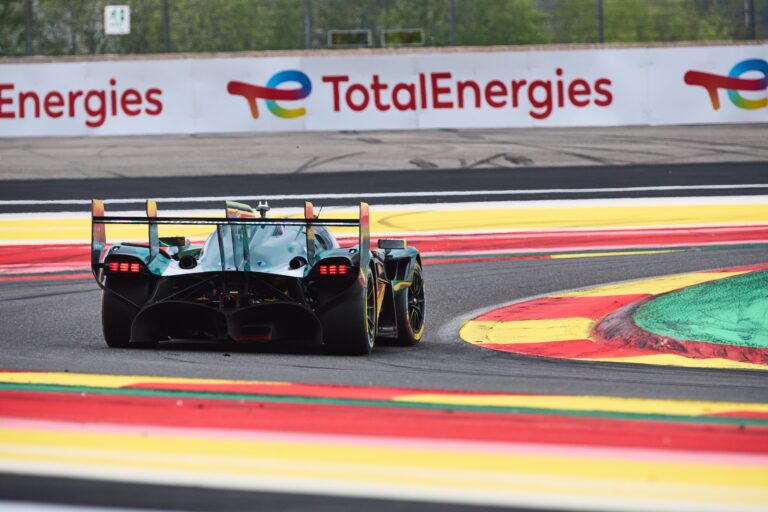 Spa, Belgium, 7th May 2026. 2026 FIA World Endurance Championship 6 Hours of Spa-Francorchamps at Circuit Spa-Francorchamps in Spa. #007 Aston Martin Valkyrie of Harry TINCKNELL (GBR) and Tom GAMBLE (GBR) (ASTON MARTIN THOR TEAM) Hypercar attacks a fast sweeping corner during Free Practice 2. Credit: Craig Allan-McWilliams